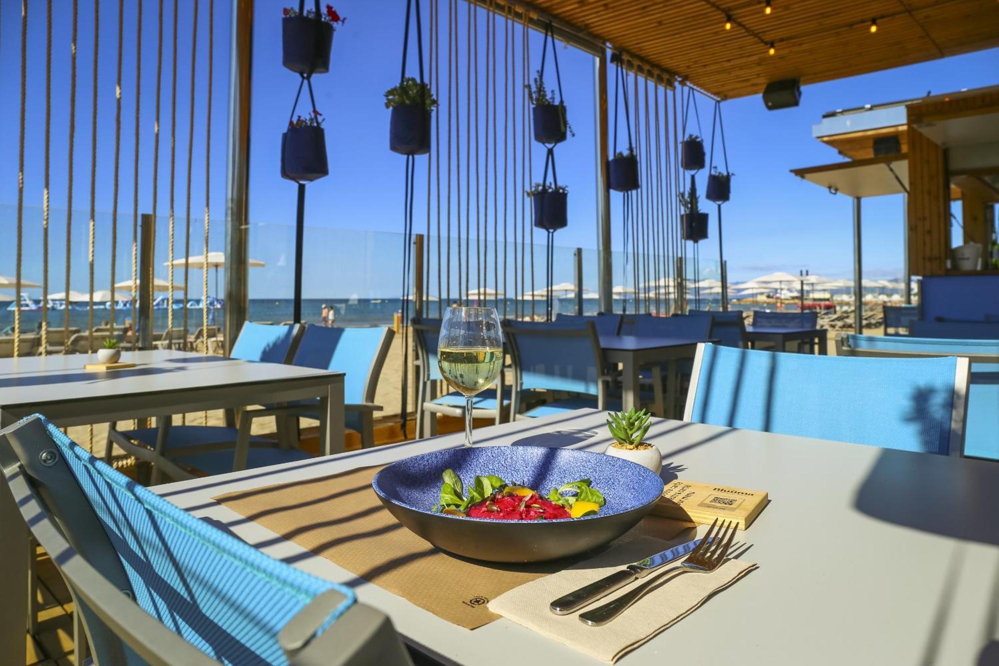 Blaumar Hotel ซาลอว์ ภายนอก รูปภาพ